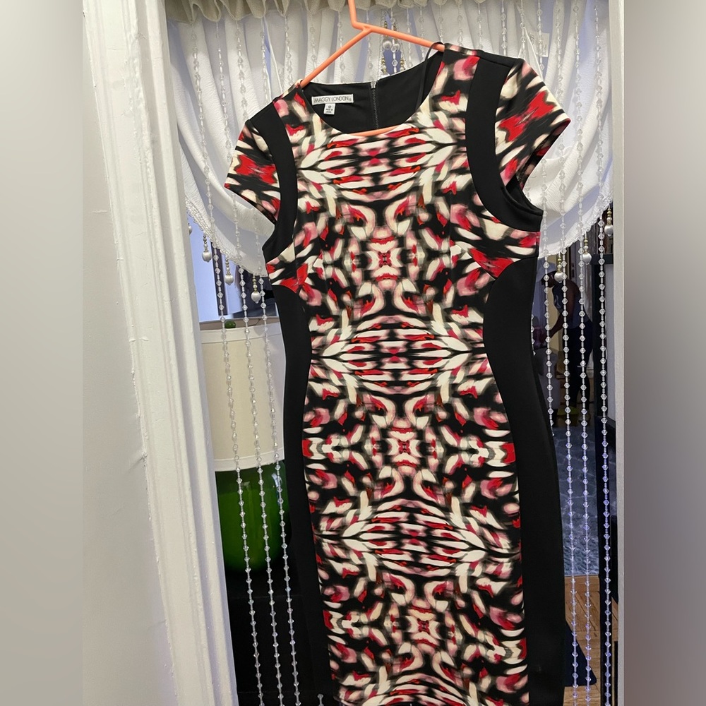 Maggy London all over print dress